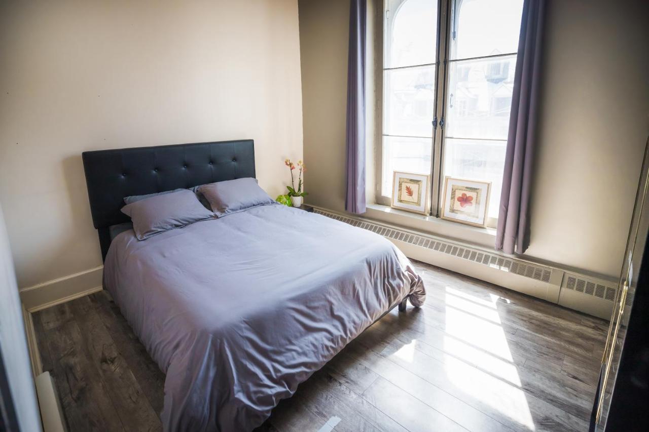 Le 402 Hostel *
