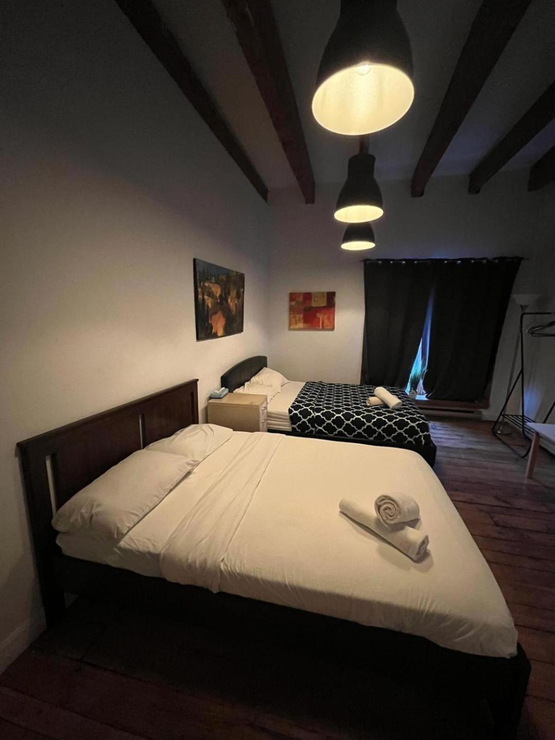 Le 402 Hostal *